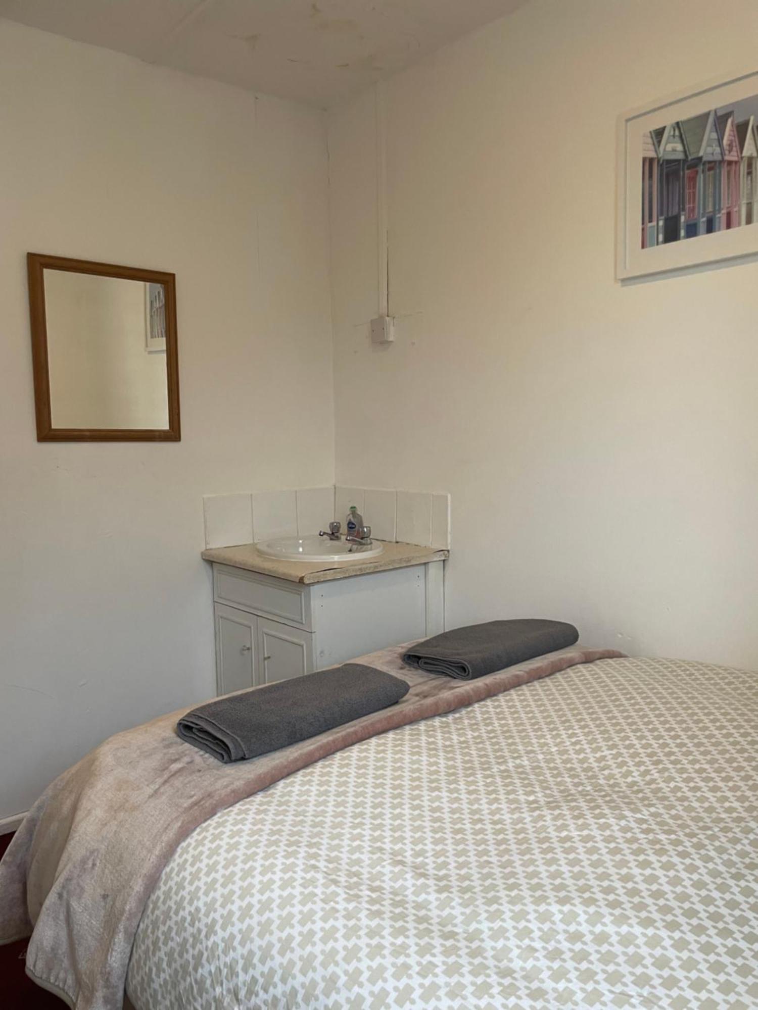 Amitie Guest House Борнмът Екстериор снимка